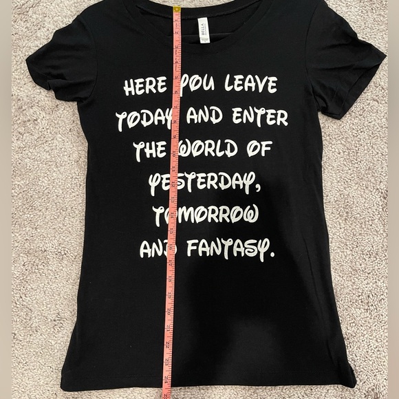 Walt Disney quote tee shirt, size large. Disneyland Magic Kingdom - Picture 6 of 6